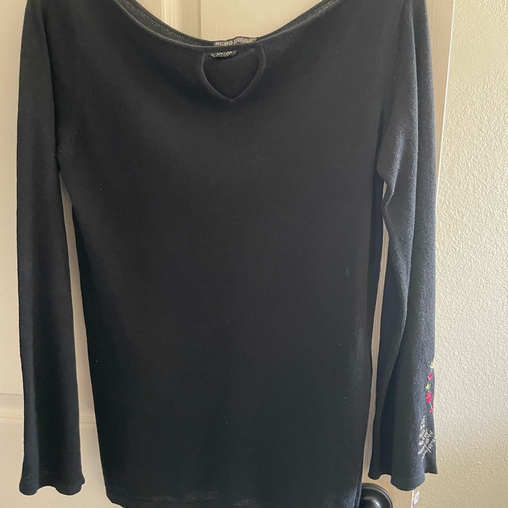 BCBG Black Knit Top with Embroidered Sleeves